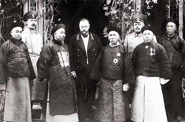 袁世凯虽然争议颇多,却有一个闻名世界的孙子,为我国奋斗了一生|清朝