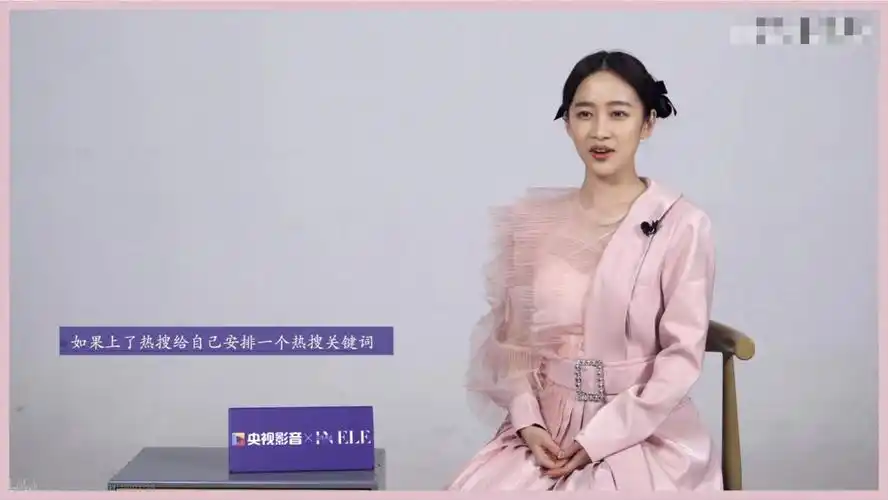 回顾超女冠军江映蓉因整容失败像怪物全身只剩眼珠是自己的