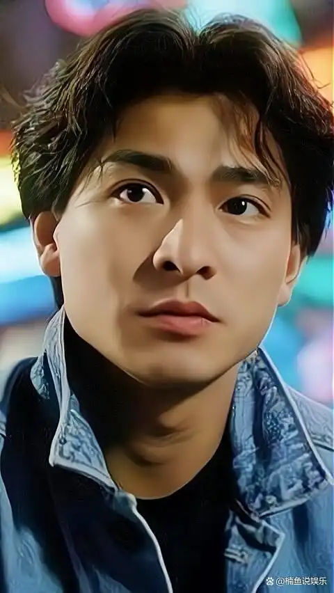 60岁刘德华状态真好,与任达华彭于晏合拍新戏,穿西装好有男人味