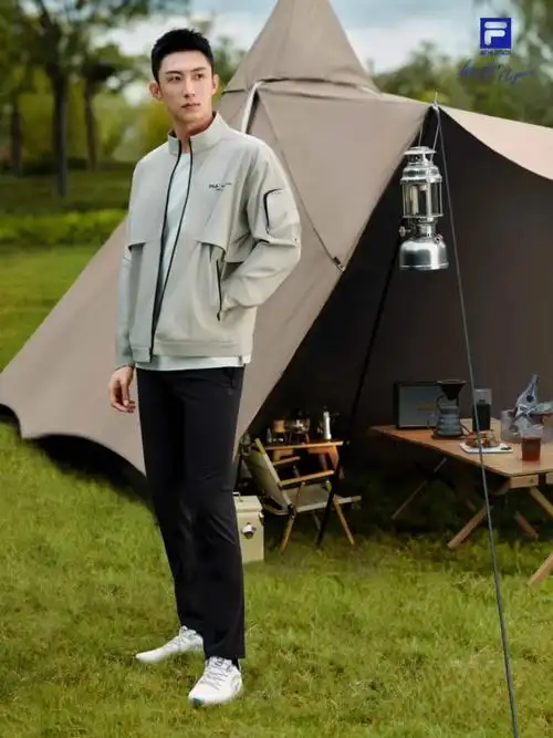 你就说帅不帅就完了#西安赛格#斐乐#fila#黄景瑜#鲸鱼