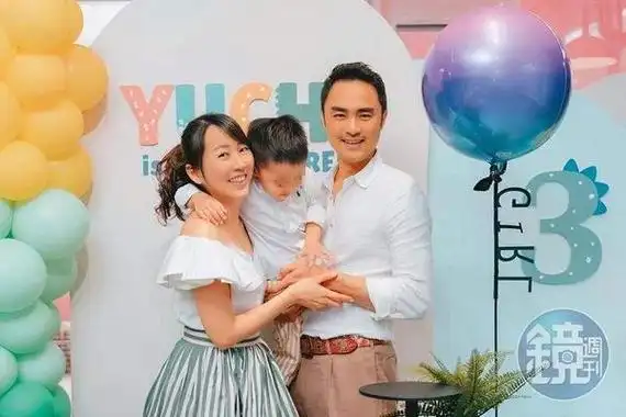 明道老婆挺肚惊喜宣布怀二胎胎儿性别曝光陈乔恩抢当干妈