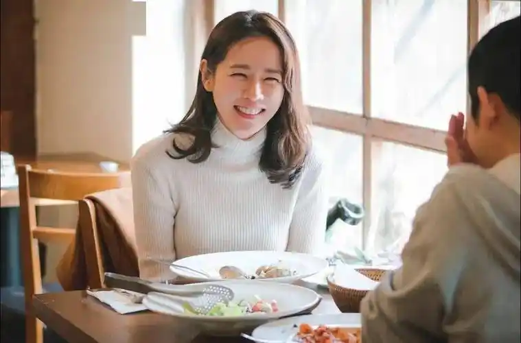 孙艺珍产后近照曝光:看了她亲置的豪宅,才发现神仙眷侣的婚姻真相