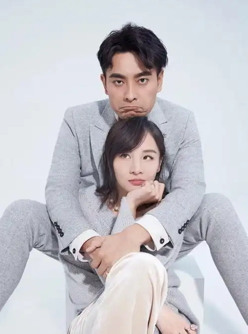 演员陈龙我这辈子最正确的决定就是闪婚娶了演员章龄之为妻