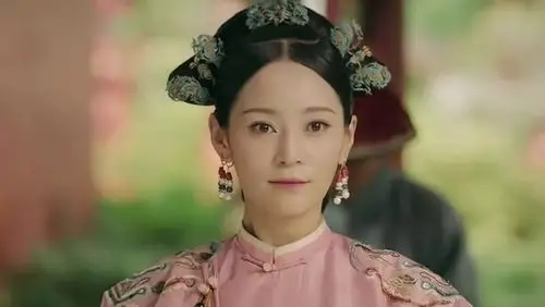 《延禧攻略》纯妃苏静好,白莲花时期的高智力心机感(褒义,看起来