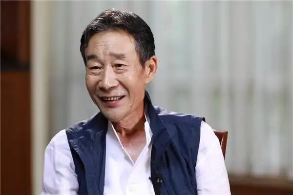 70岁老戏骨男演员排行榜 郑少秋有很多经典之作