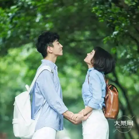 用男女朋友合照