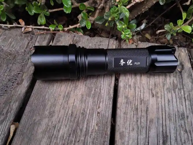 务优带你认识战术手电筒有什么特性