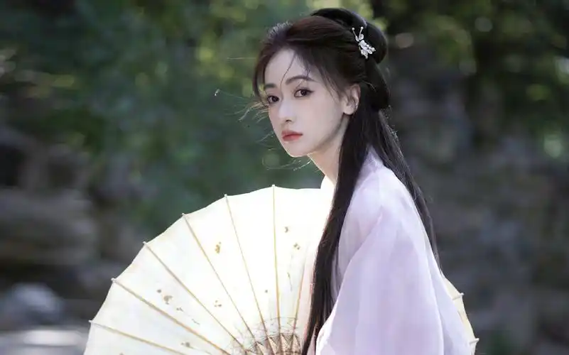 9吴谨言古装仙气