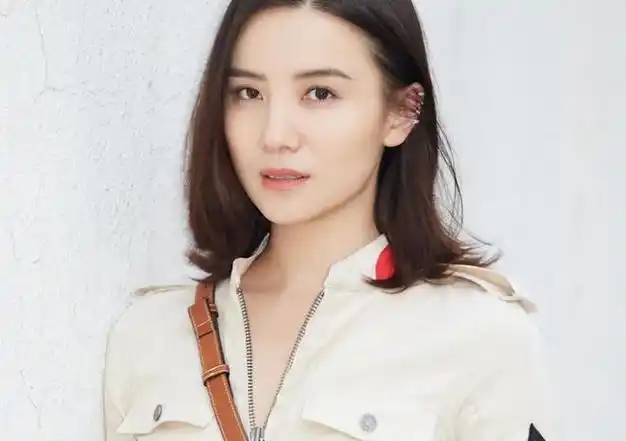 这一次只恋爱不结婚的反噬在42岁的小宋佳身上应验了