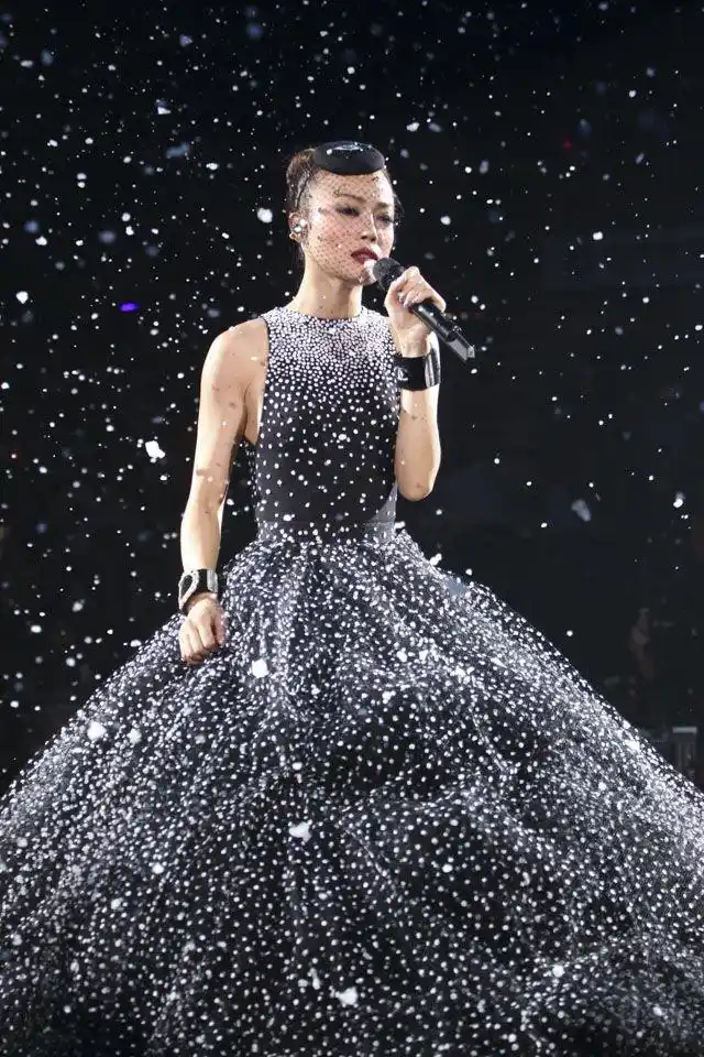 容祖儿 20 周年《pretty crazy》演唱会即将举行!