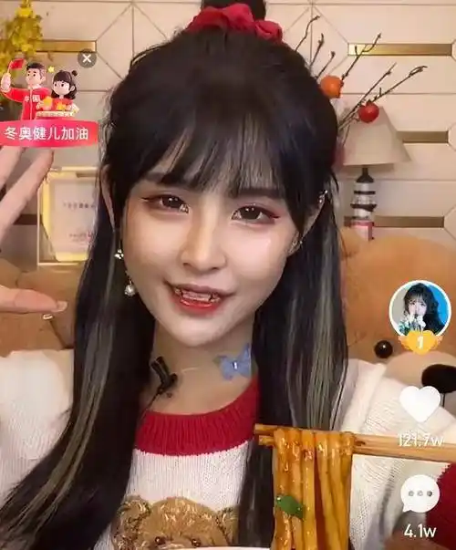 辛巴干女儿被曝病危,每天治疗费10万,欲花1亿包机送她出国治疗_妹妹