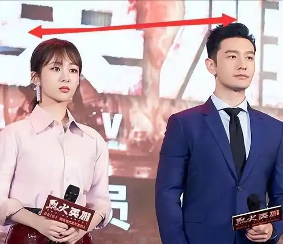 原创怪不得电视剧只拍上半身踩高跷垫箱子看了花絮太尴尬