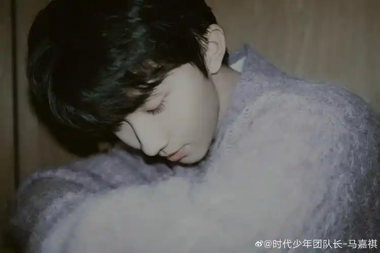 刚好是我 现在的颜色#马嘉祺  #马嘉祺壁纸