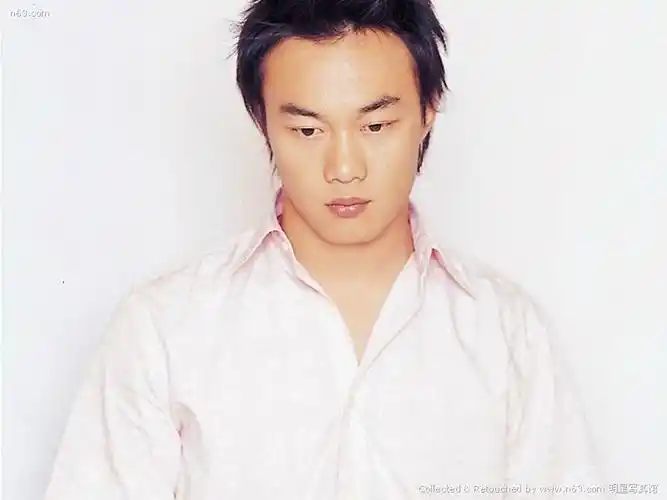 陈奕迅写真图片-自制2048x2048壁纸.高清大图-明星写真馆n63.com