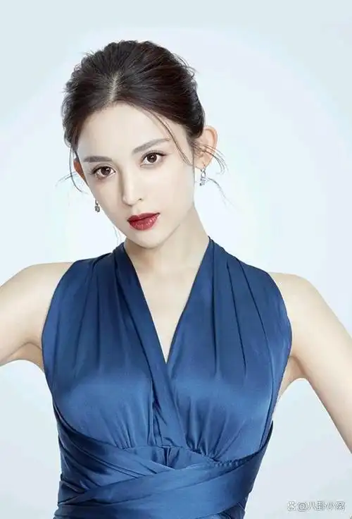 古力娜扎代言赌博游戏广告引发热议,娜扎经纪人道歉