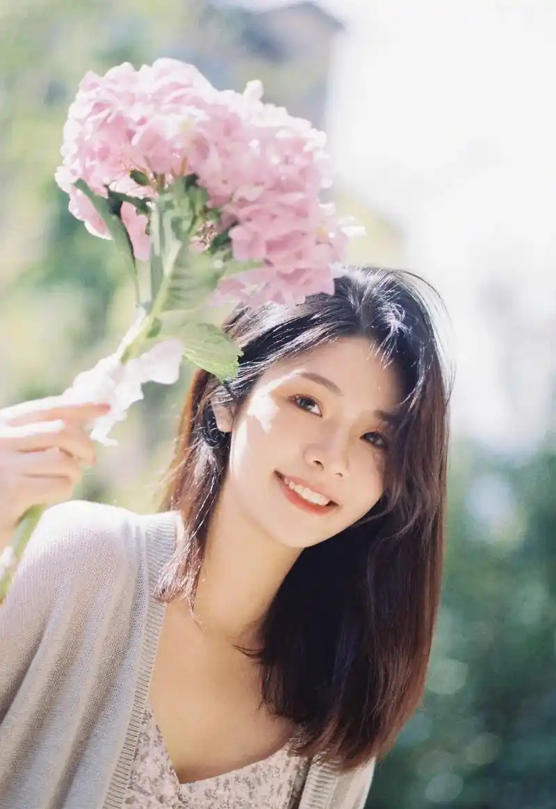 苏州孙怡.#创作灵感 #笨蛋美女 #胶片滤镜 #治愈系笑容 - 抖音