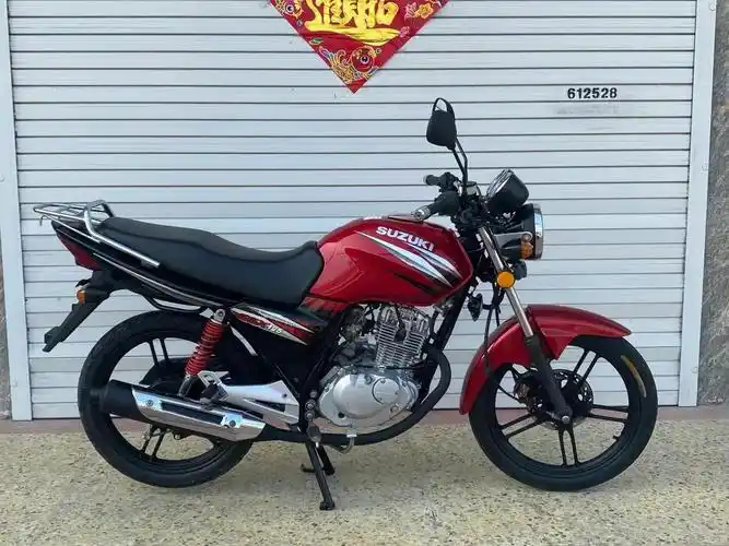 一折二手摩托车_二手骏威gt125cc原装正品锐爽钻豹男式摩托车燃油跨骑