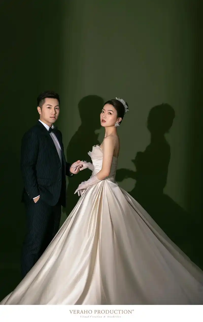 室内婚纱照|墨绿色浪漫光影优雅又大气95.