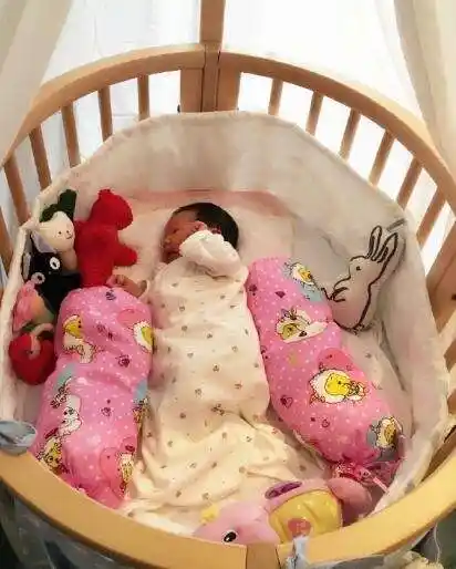 姚晨儿女双全好幸福!【小土豆】与妹妹睡同一张床