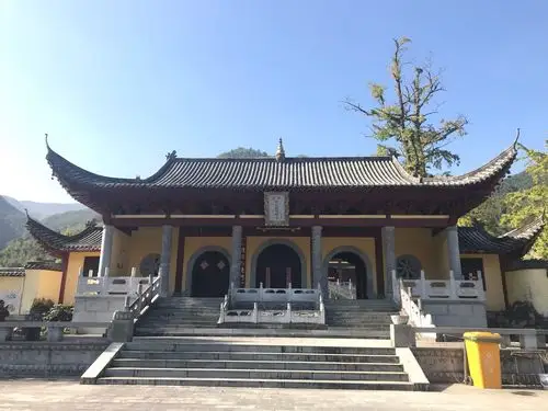 宜春仰山栖隐禅寺游