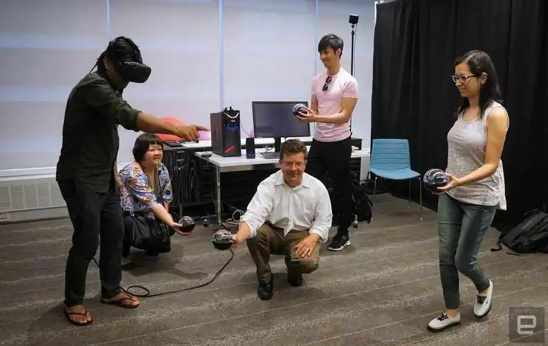 行业资讯vr多人协同互动创造更强大虚拟社交空间