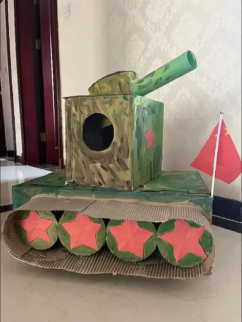 纸箱坦克幼儿园环保节75手工作业