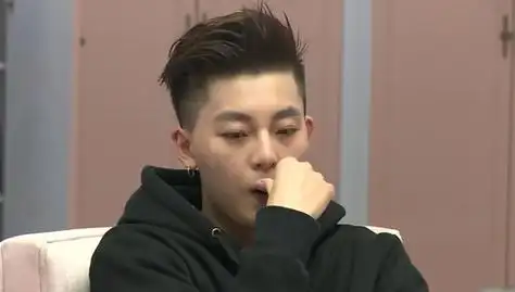 四金刚指责周晨晞错用否决权希公子怒摔水杯痛斥舟奕博自私