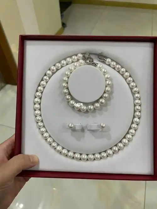 珍珠套盒妈妈链三件套近圆强光表皮微瑕