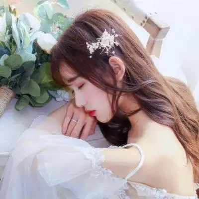 头像女生简单气质森系清新文艺高清图片