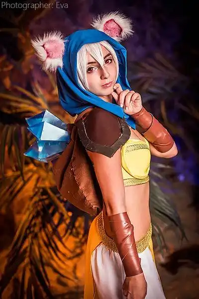 让人再也无法直视的米波五狗齐飞cos图集2