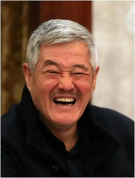 笑星大咖云集,赵家班齐聚,宋小宝压轴_腾讯新闻