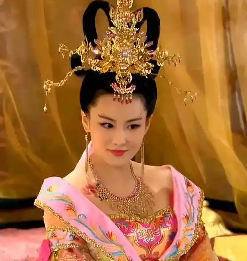 八大苏妲己齐聚一堂,有的美艳动人,有的雷人不已,有的毫无妩媚劲_的苏