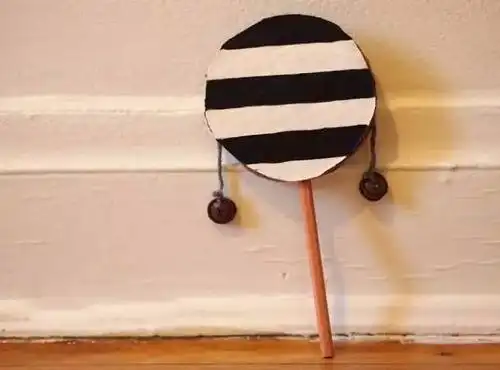 手工| 自制乐器:纸壳摇鼓