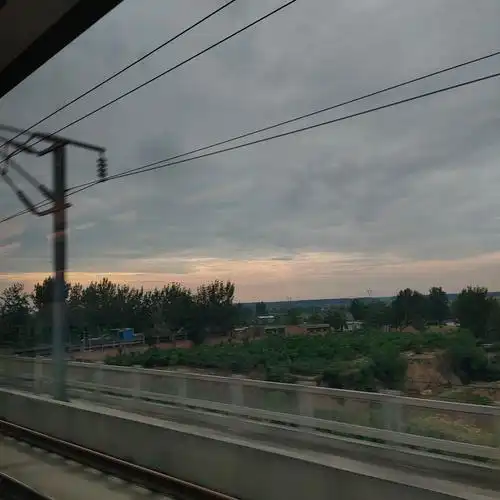 高铁08窗外的世界