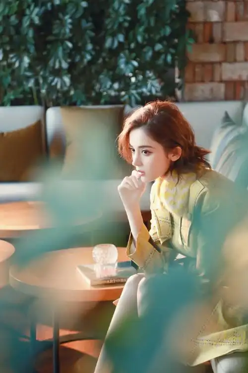 来自娜扎全球后援会 - 微博