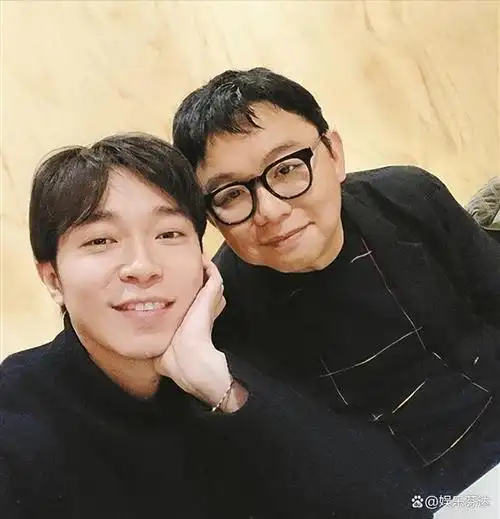 41岁吴青峰演唱会朝台下怒斥为版权奔波不让歌迷拍摄很心酸