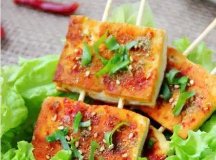 香辣烧烤豆腐串的好吃做法 - 觅食录