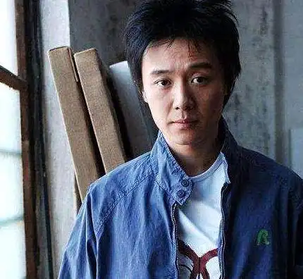 歌手张博个人资料简介-男星张博:曾因犯毒瘾欲家暴,反被谭维维打骨折