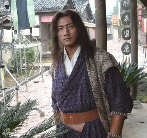 【图】天龙八部胡军版剧照英俊潇洒 乔峰事业家庭双丰收