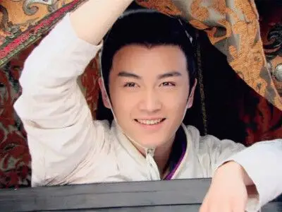 陈晓《王的女人》【罗丰】秦三世子婴,秦朝最后一个统治者,在位仅46日