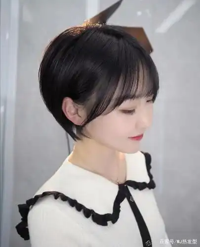 越剪越年轻的清新短发发型,38变18!