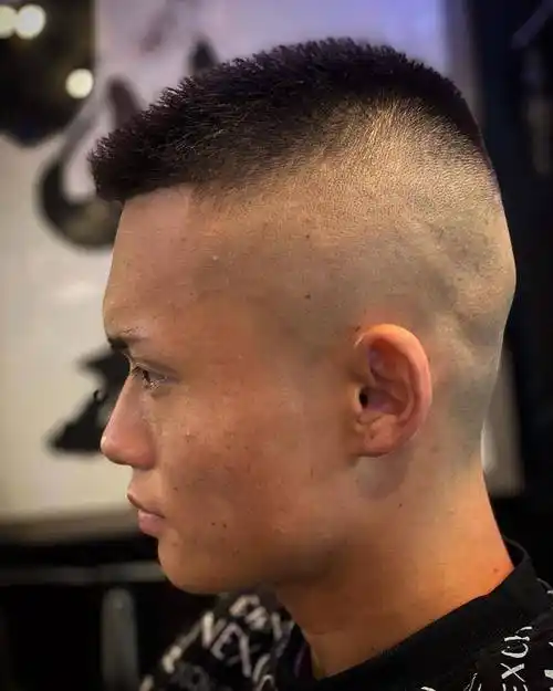 最有型的男士发型,简单时尚真精神,剪完就是帅_头发_造型_头顶