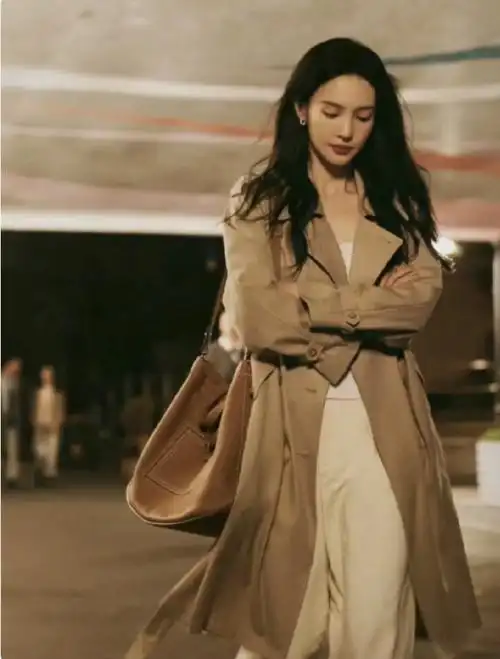 自带气场的女明星同款双排扣风衣03必入款!酷飒又松弛,自带垂感