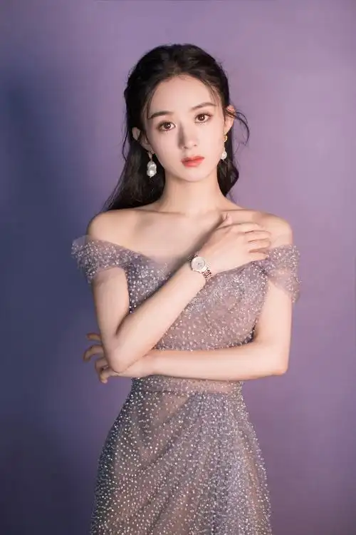 p>赵丽颖,1987年10月16日出生于河北省廊坊市,中国内地影视女演员.