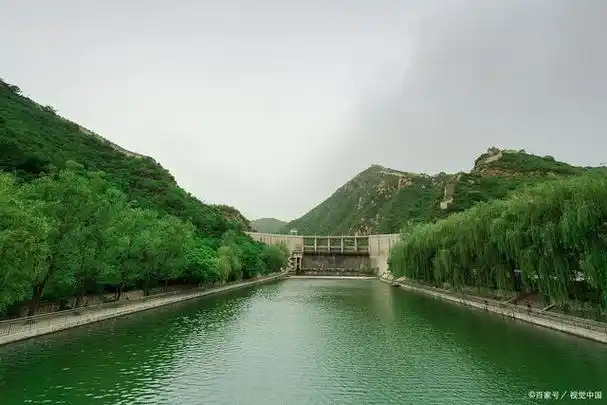 北京水长城旅游区是国家级aaaa景区,位于北京市怀柔区九渡河镇境内,因