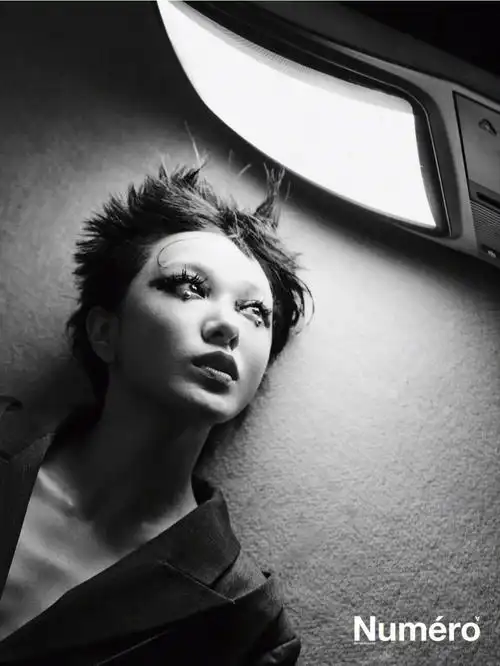 郭采洁78朋克摇滚乐队女主唱