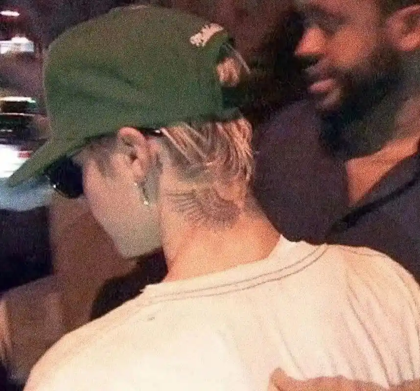 都来几张比伯神图#justinbieber #贾斯汀比伯 - 抖音