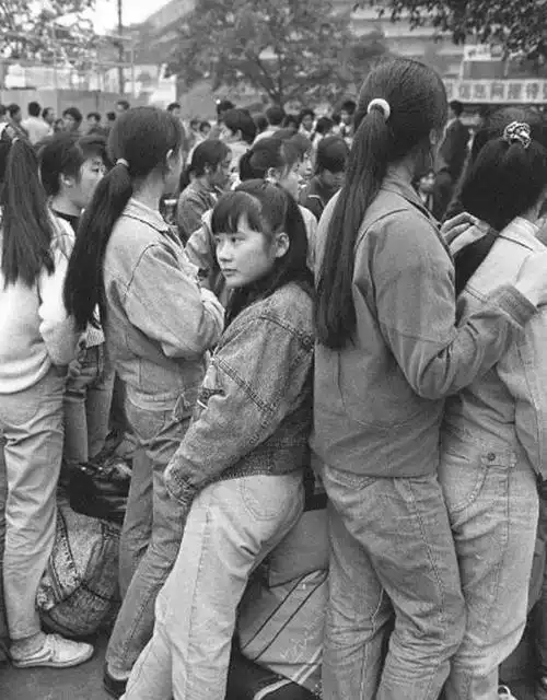 春节年代记忆以前春运老照片浓浓的历史感