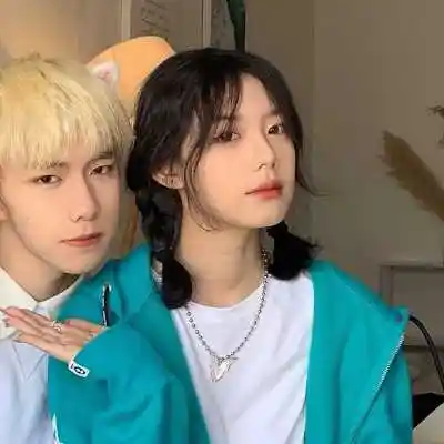 气质伴侣一男一女头像,情侣头像图片-回车桌面