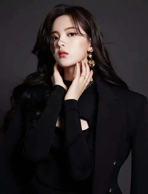 杨超越 - 堆糖,美图壁纸兴趣社区